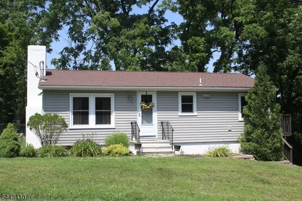 $329,000 | 12 Clover Lane, Vernon, NJ 07418