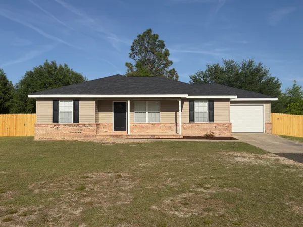 $254,900 | 6121 Robin Road, Crestview, FL 32539