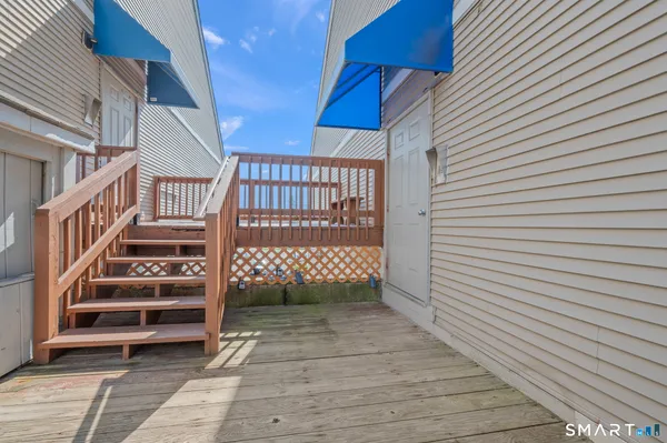 $164,900 | 1690 Dixwell Avenue, Unit C8, Hamden, CT 06514