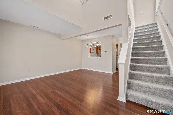 $164,900 | 1690 Dixwell Avenue, Unit C8, Hamden, CT 06514