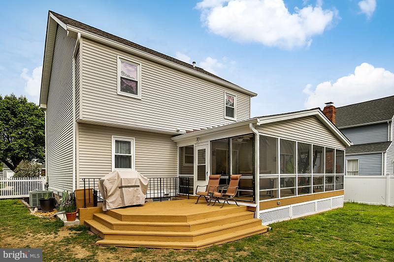295 Wilderness Road Severna Park, MD 21146 - Photo 28 of 30 Exterior (Rear)
