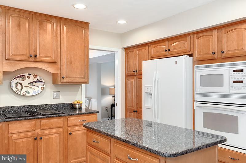 295 Wilderness Road Severna Park, MD 21146 - Photo 8 of 30 Kitchen