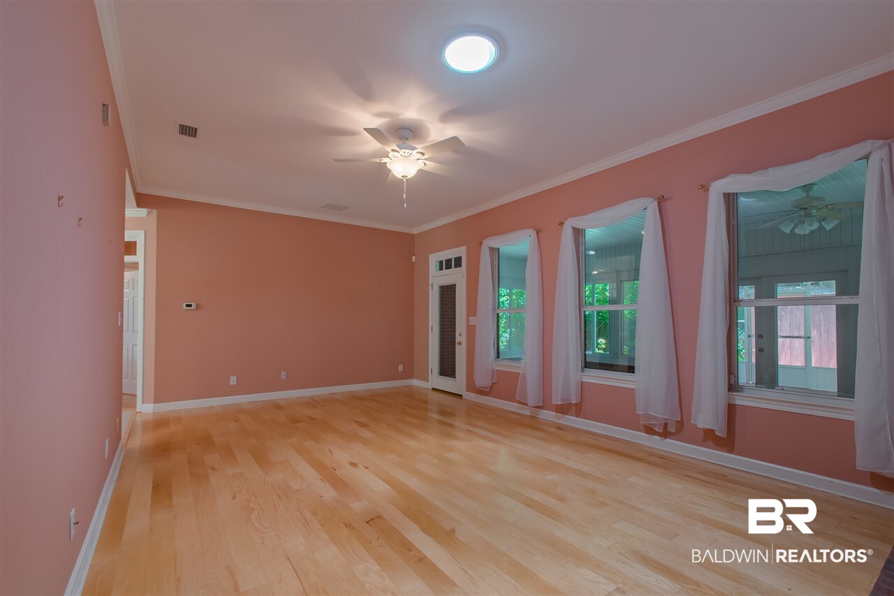 163 Hawthorne Circle Fairhope, AL 36532 - Photo 9 of 37 Great Room View 2