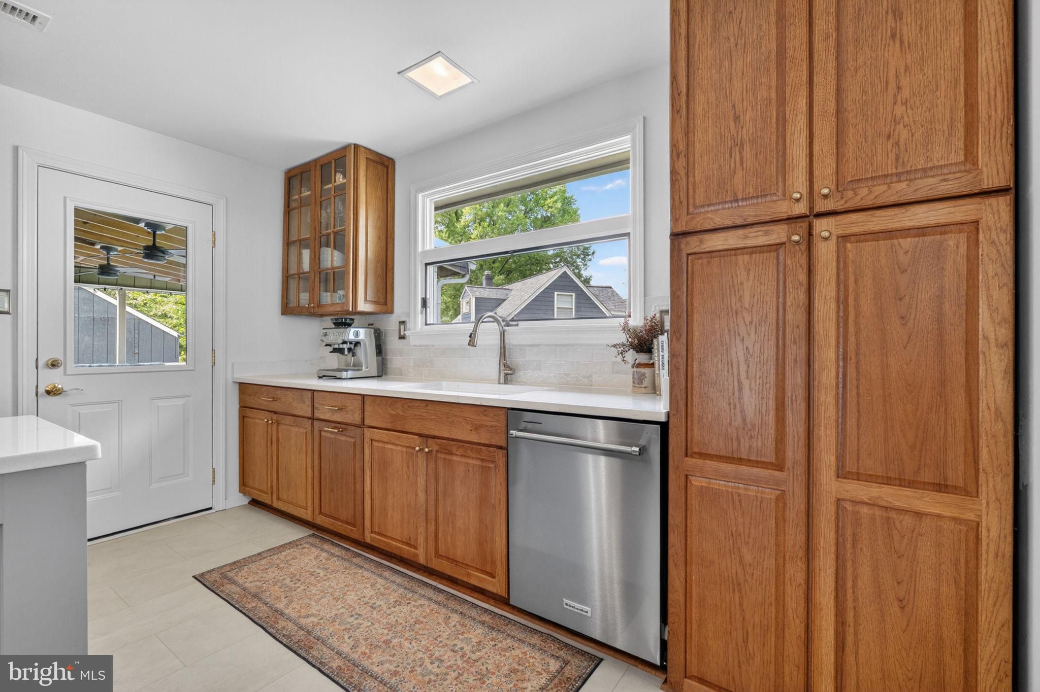7018 Quander Road Alexandria, VA 22307 - Photo 14 of 32 Gallery Image 14