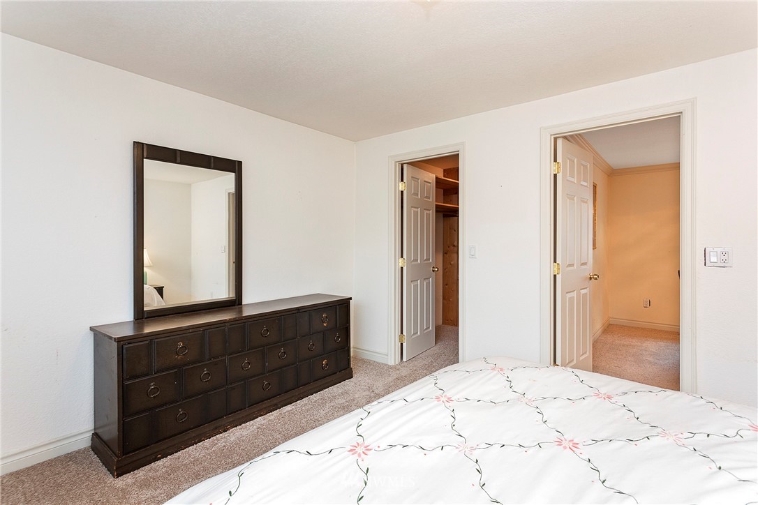 7790 Cultus Bay Road Clinton, WA 98236 - Photo 14 of 25 Gallery Image 14