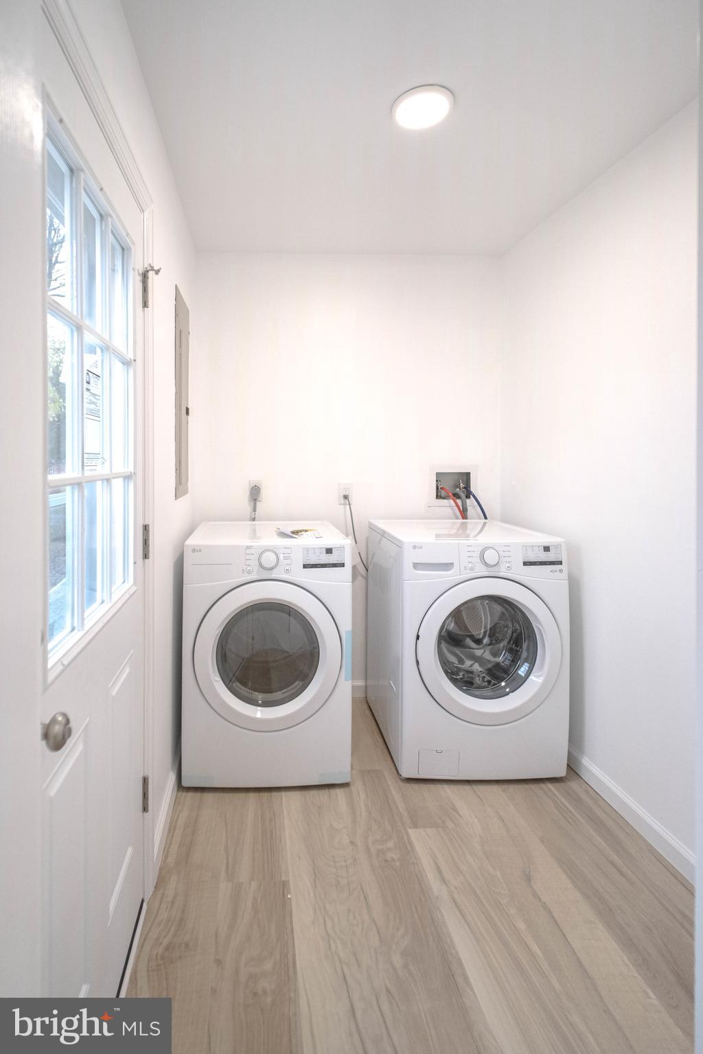 125 North Shore Road Marmora, NJ 08223 - Photo 25 of 26 a utility room with dryer and washer