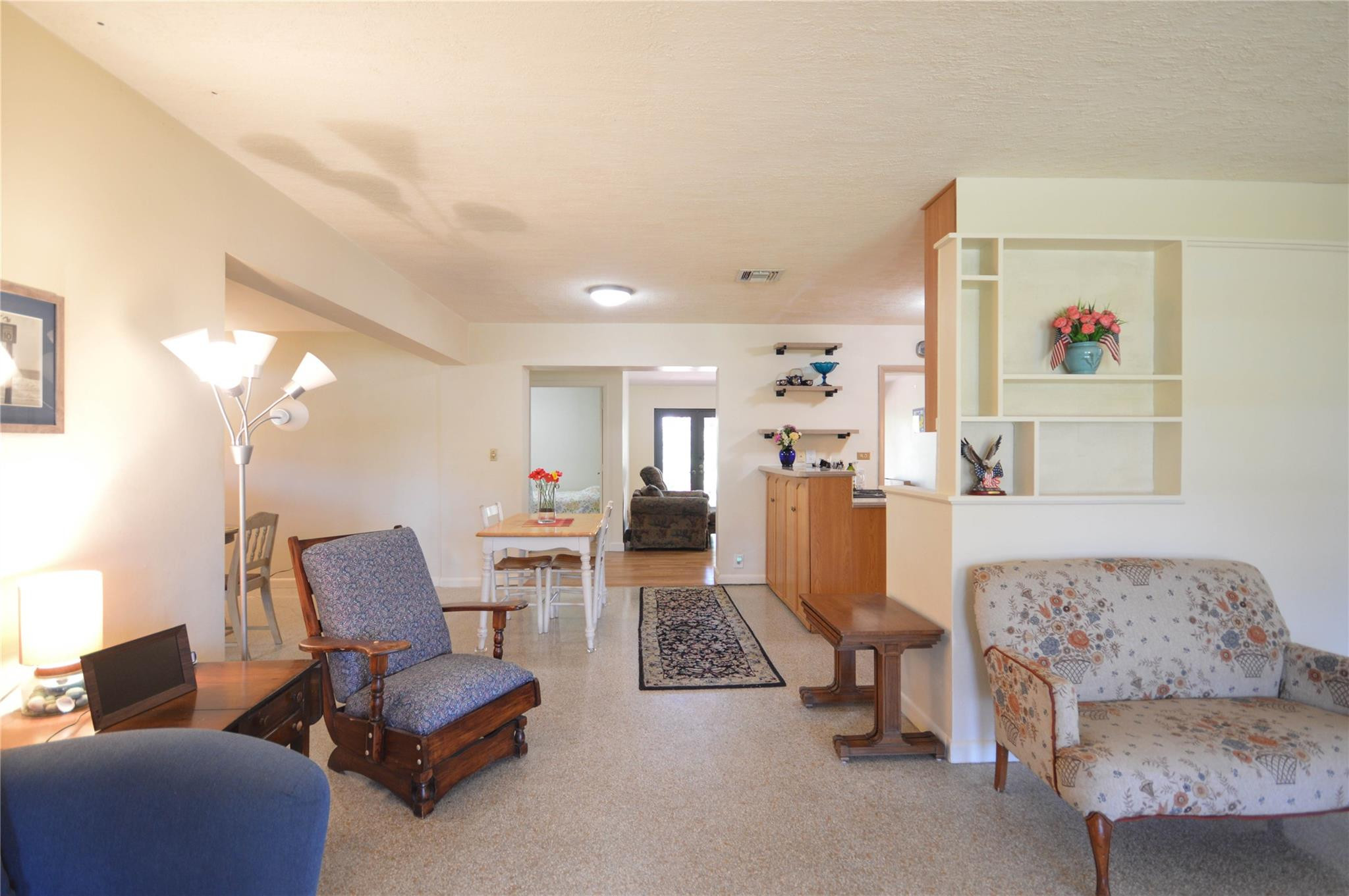 701 Berkley Street Boca Raton, FL 33487 - Photo 4 of 31 Photo 4