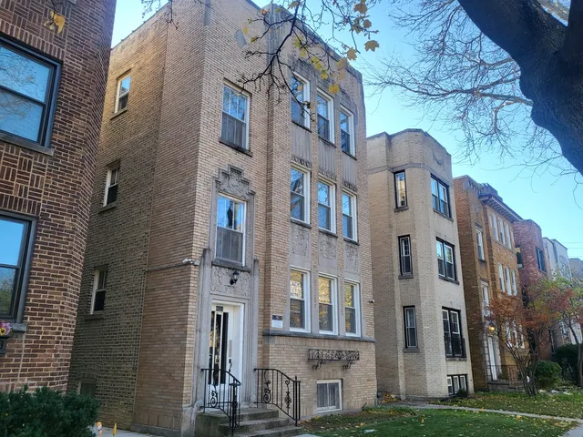$849,000 | 4831 Lee Street, Skokie, IL 60077