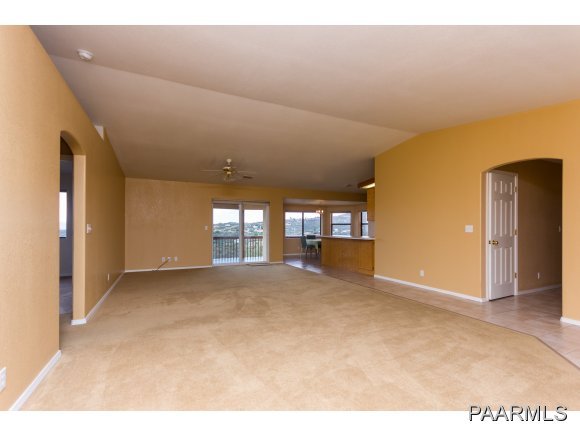 11801 Henderson Road Dewey-Humboldt, AZ 86327 - Photo 4 of 19 a view of empty room