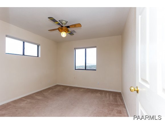 11801 Henderson Road Dewey-Humboldt, AZ 86327 - Photo 10 of 19 a view of an empty room