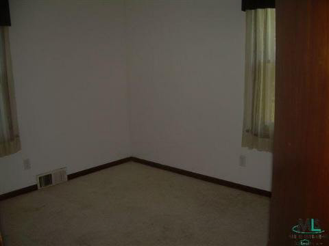 53290 County Line Road New Baltimore, MI 48047 - Photo 4 of 11 247977-3.JPG