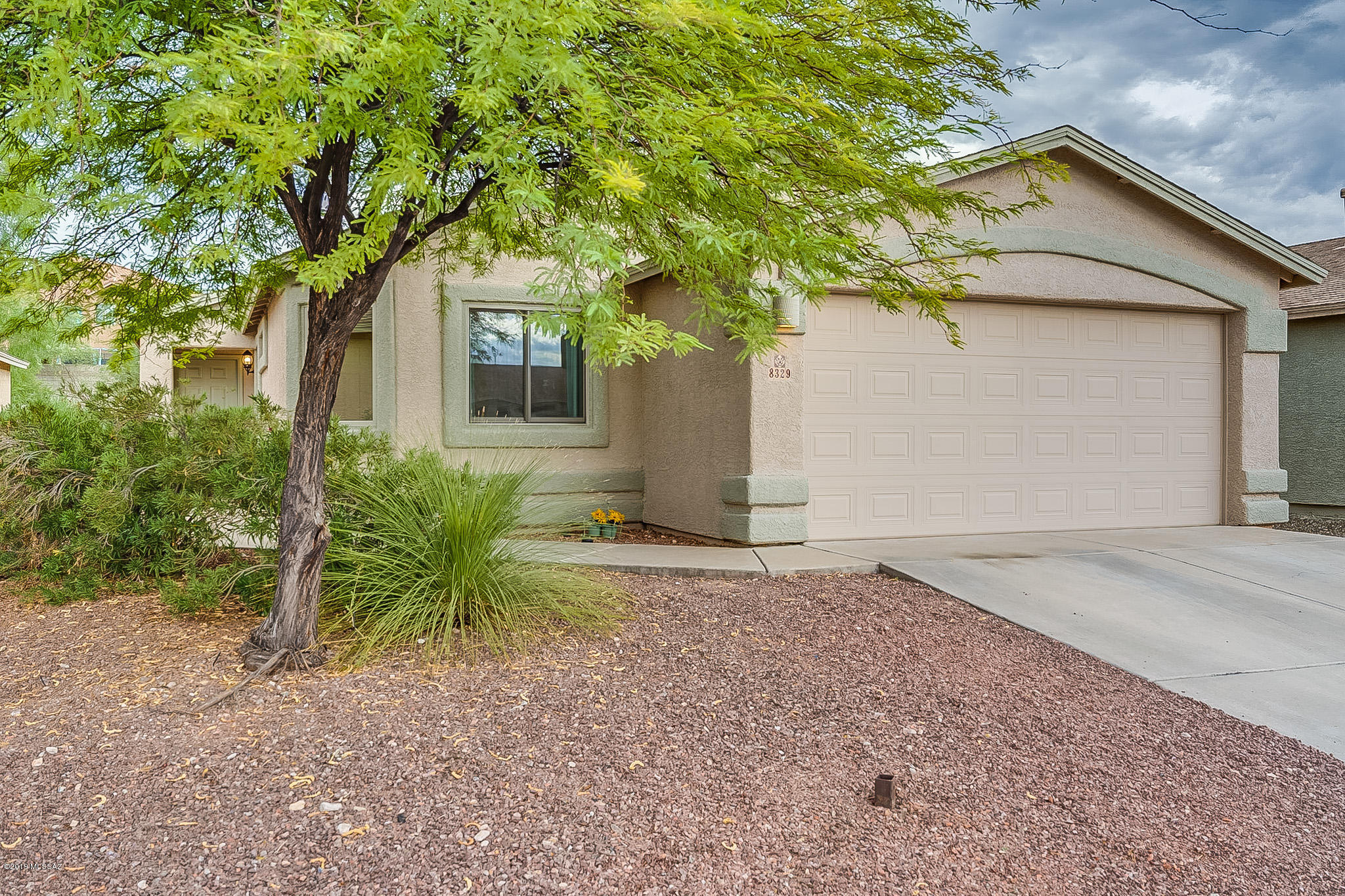 8329 South Bainbridge Road Tucson, AZ 85747 - Photo 3 of 42