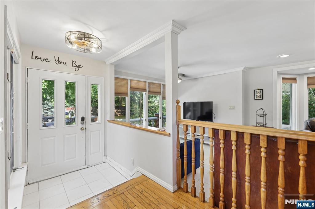796 Old New Bridge Road Teaneck, NJ 07666 - Photo 6 of 38