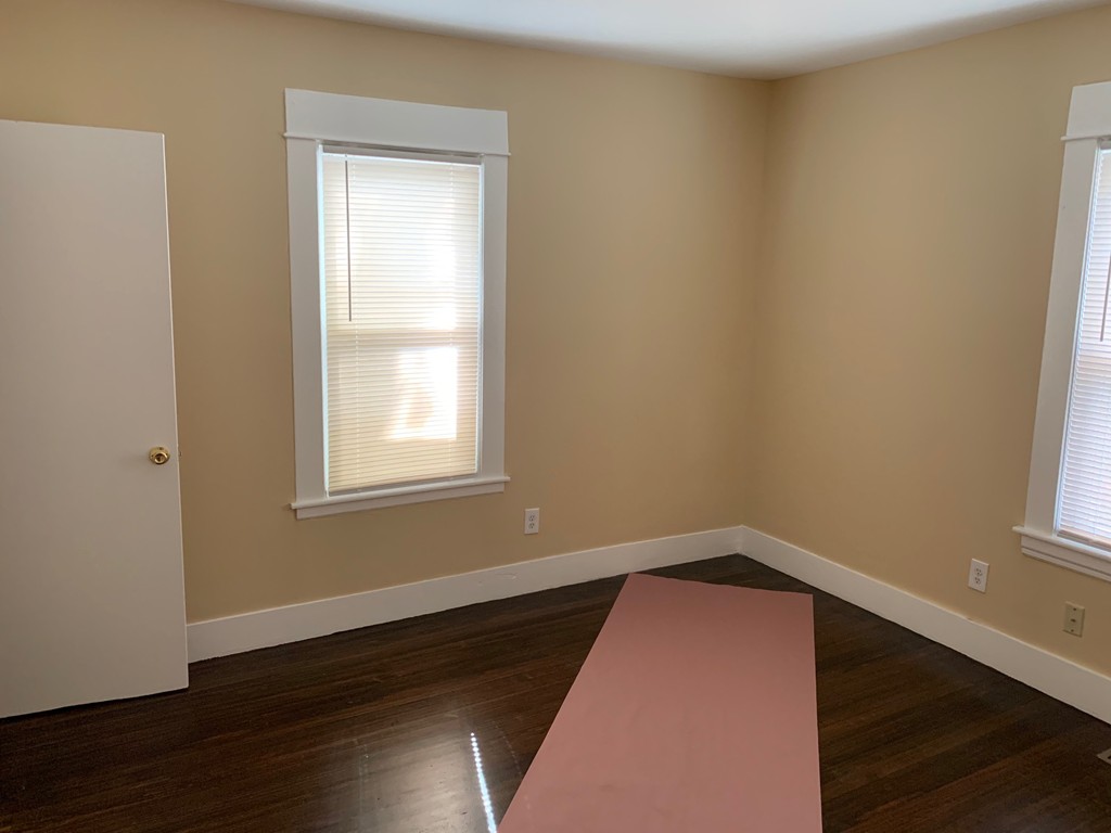 196-198 College Street Springfield, MA 01109 - Photo 9 of 16 Gallery Image 9