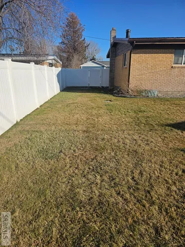 $349,900 | 428 Edwards Avenue, Shelley, ID 83274