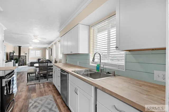 $349,900 | 428 Edwards Avenue, Shelley, ID 83274