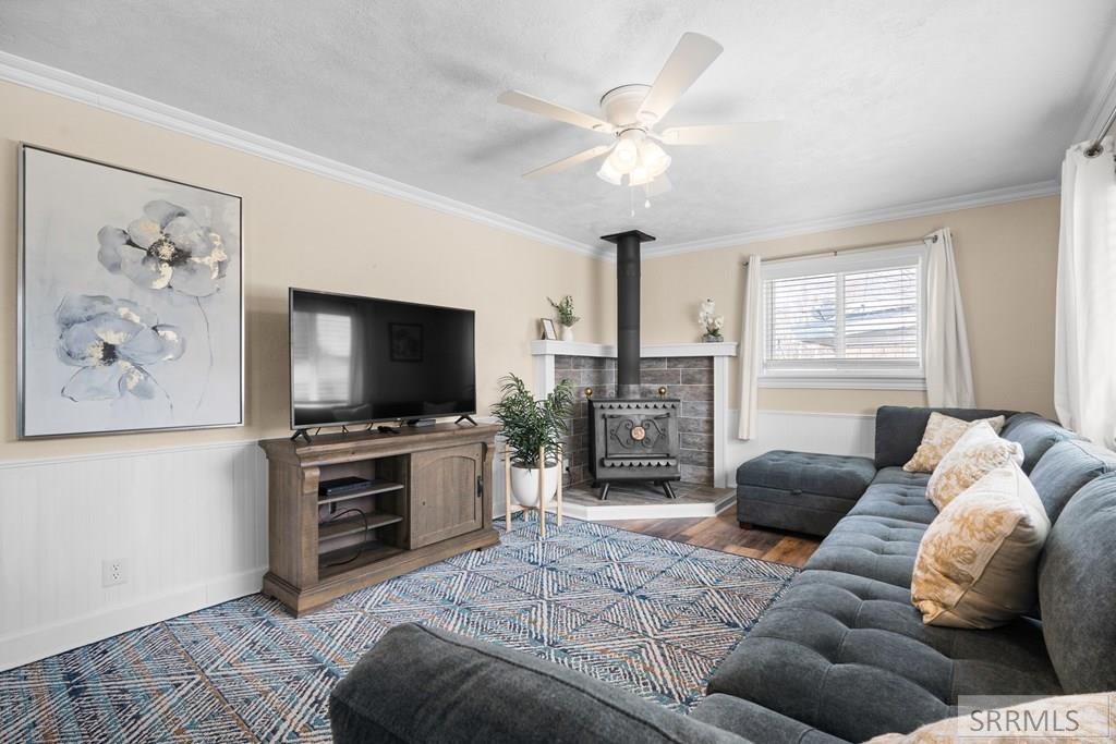 428 Edwards Avenue Shelley, ID 83274 - Photo 7 of 29