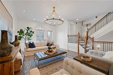 $1,395,000 | 202 West 50th Street, Kansas City, MO 64112