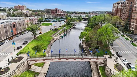 $1,395,000 | 202 West 50th Street, Kansas City, MO 64112