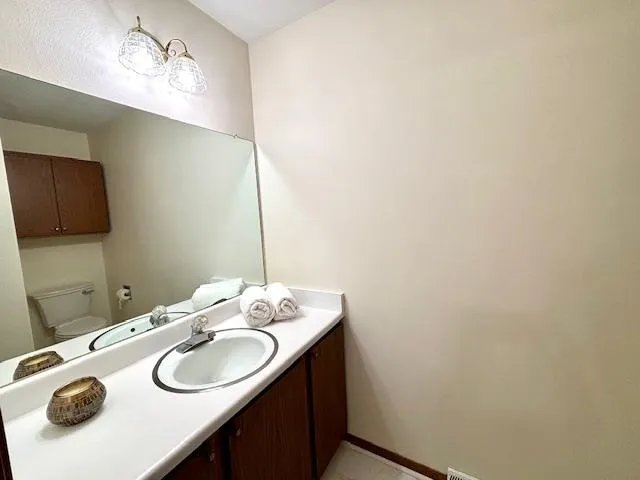 $184,900 | 1444 Canyon Drive, Unit 11, Janesville, WI 53546