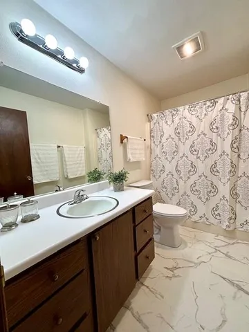 $184,900 | 1444 Canyon Drive, Unit 11, Janesville, WI 53546