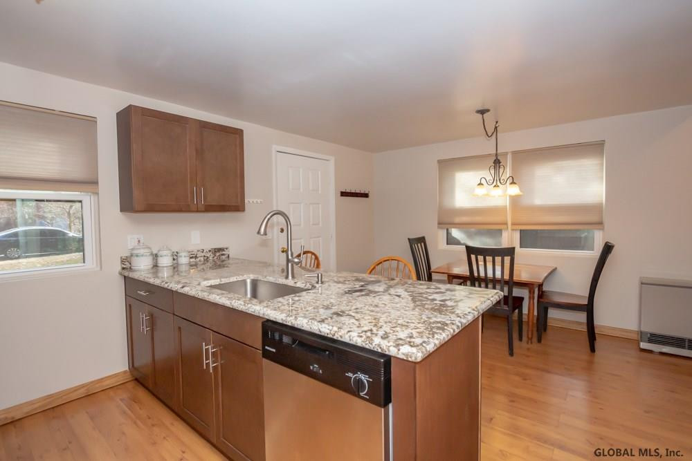 65 Snowberry Road Malta, NY 12020 - Photo 9 of 30 Photo 9