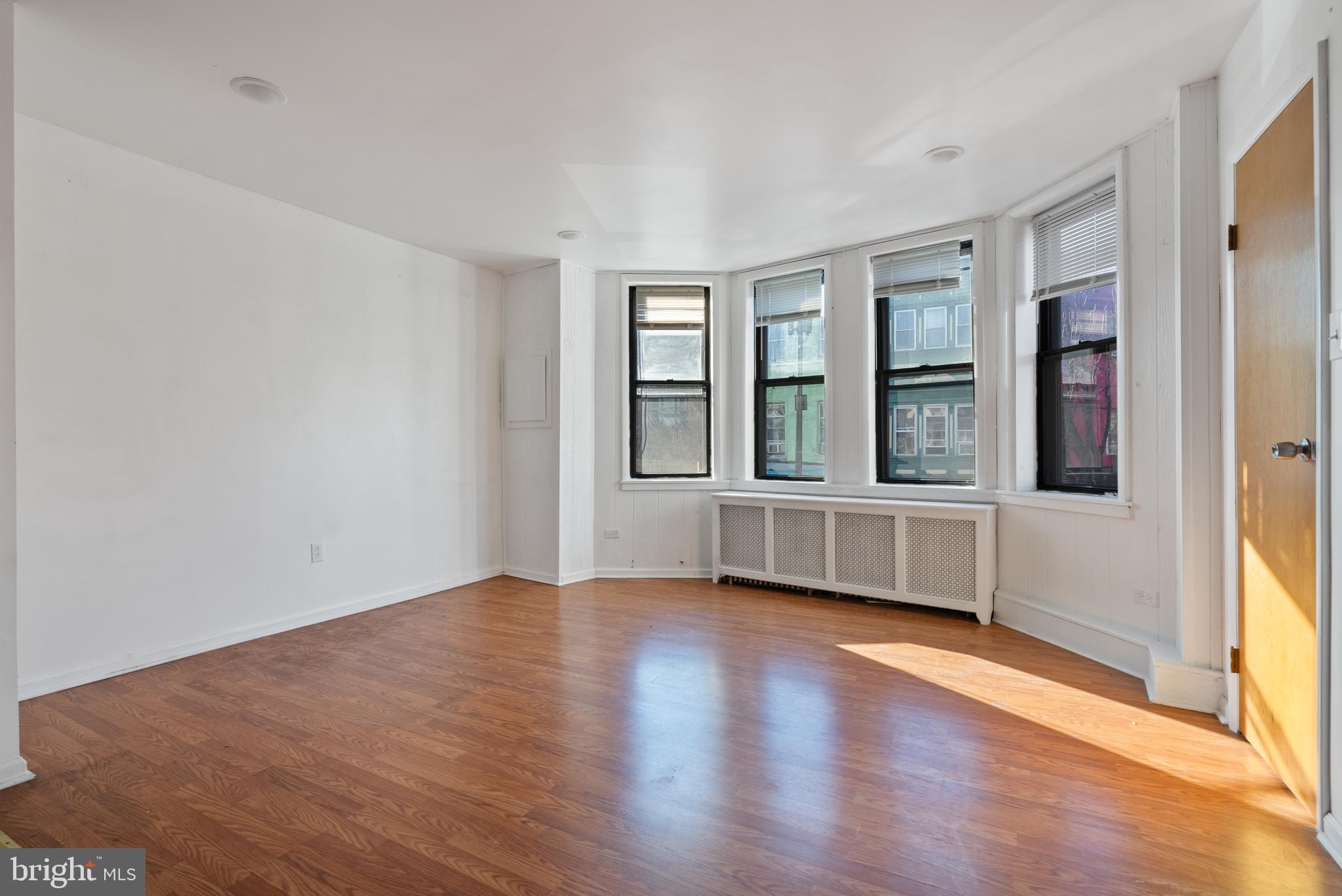 709 East Passyunk Avenue Philadelphia, PA 19147 - Photo 17 of 35