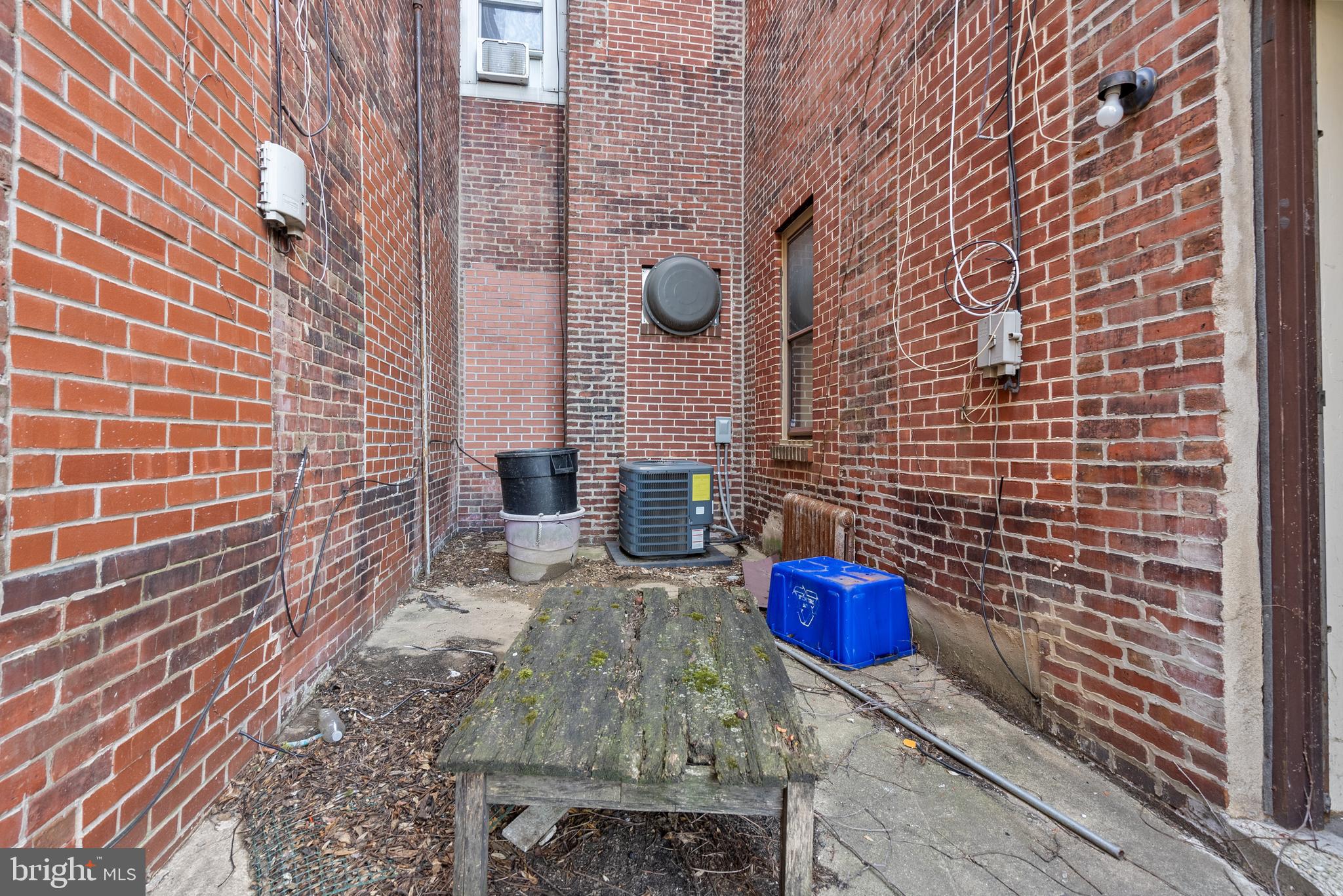 709 East Passyunk Avenue Philadelphia, PA 19147 - Photo 31 of 35