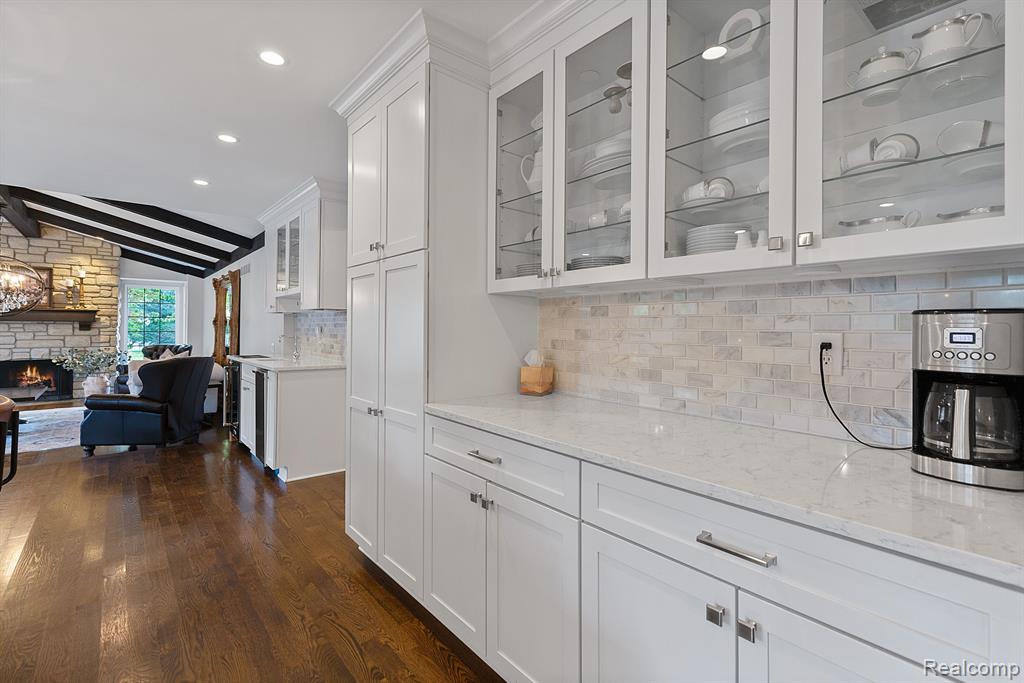2599 Munster Road Rochester Hills, MI 48309 - Photo 5 of 58