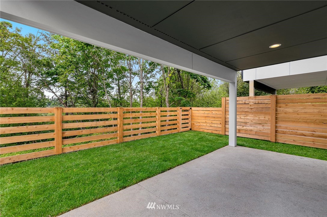 5449 21st Avenue Southwest Seattle, WA 98106 - Photo 38 of 40 Gallery Image 38