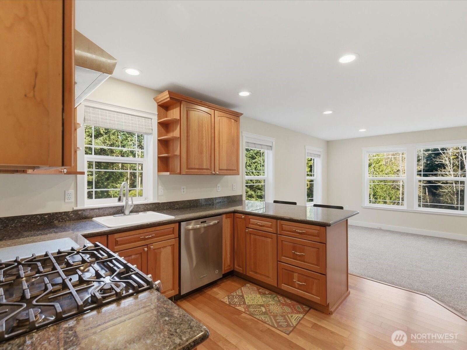 4050 Rachel Road Clinton, WA 98236 - Photo 16 of 38