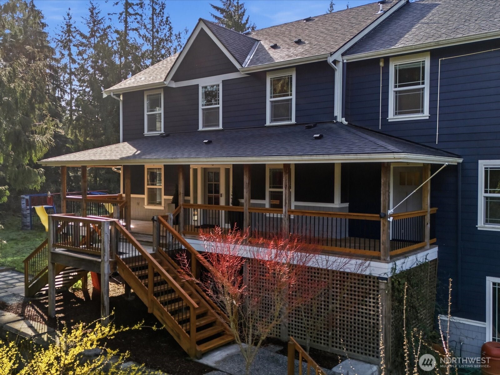 4050 Rachel Road Clinton, WA 98236 - Photo 2 of 38