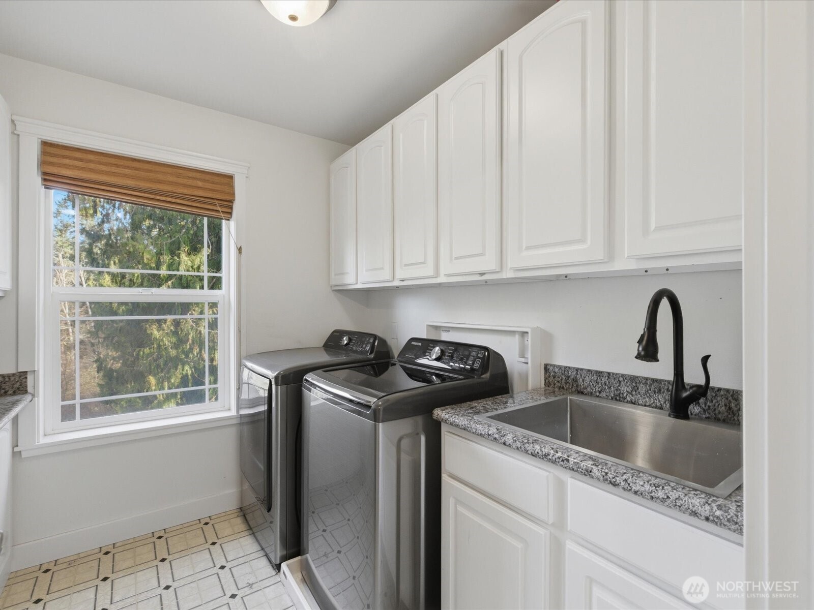 4050 Rachel Road Clinton, WA 98236 - Photo 27 of 38