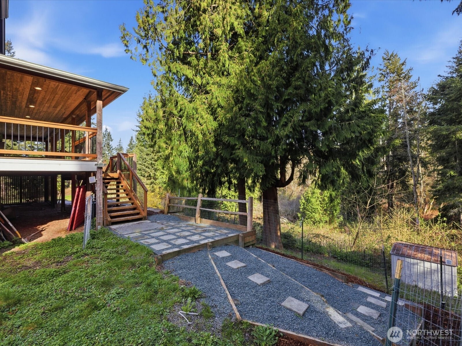 4050 Rachel Road Clinton, WA 98236 - Photo 35 of 38