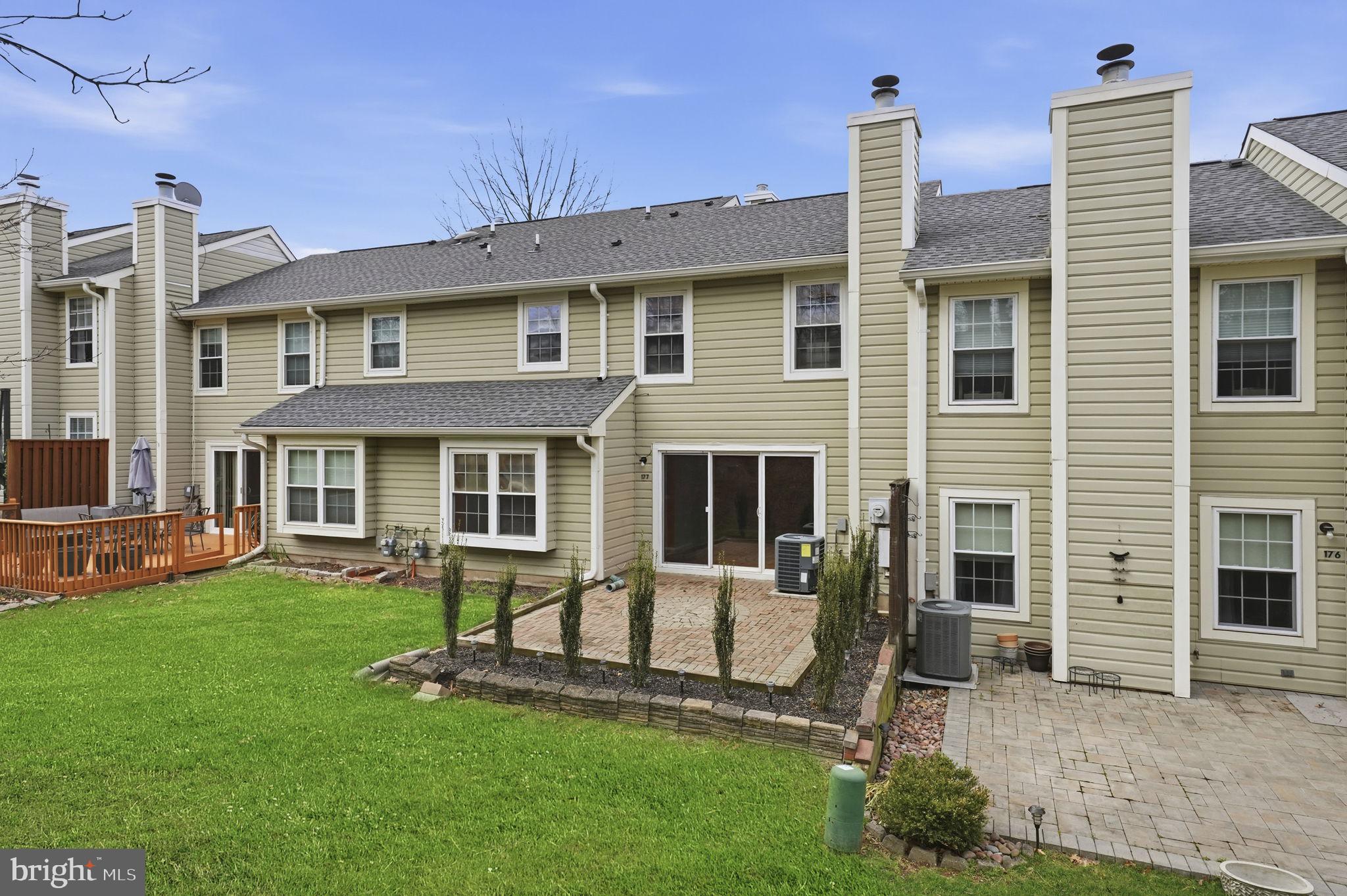 177 Hyde Park Road Somerset, NJ 08873 - Photo 28 of 30