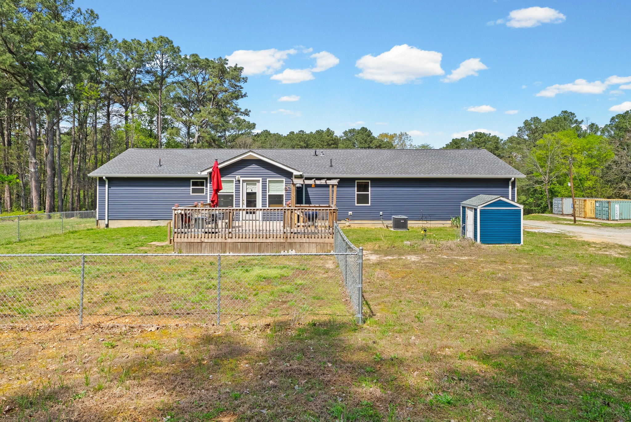 1549 Trace Creek Road McEwen, TN 37101 - Photo 29 of 44