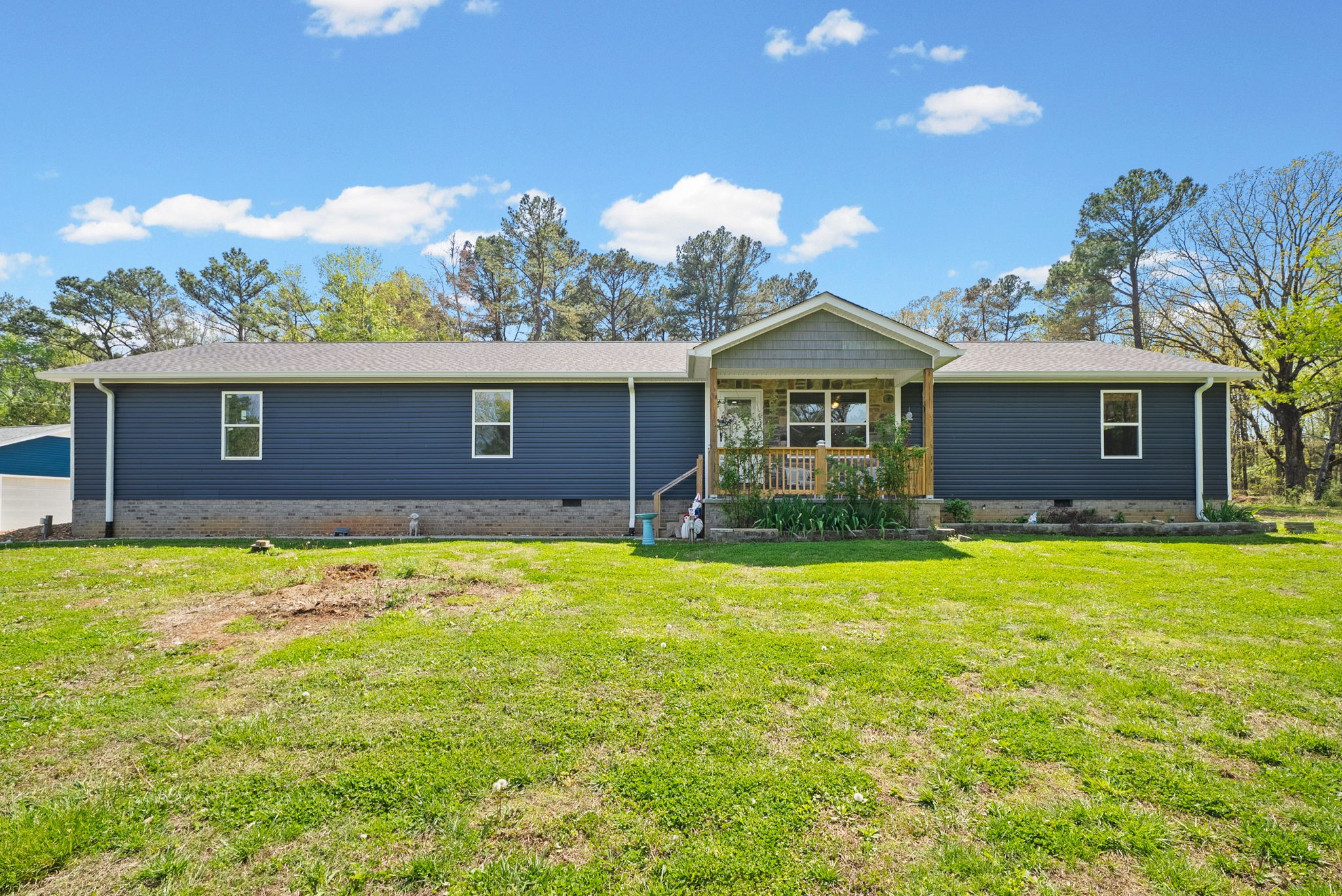 1549 Trace Creek Road McEwen, TN 37101 - Photo 4 of 44