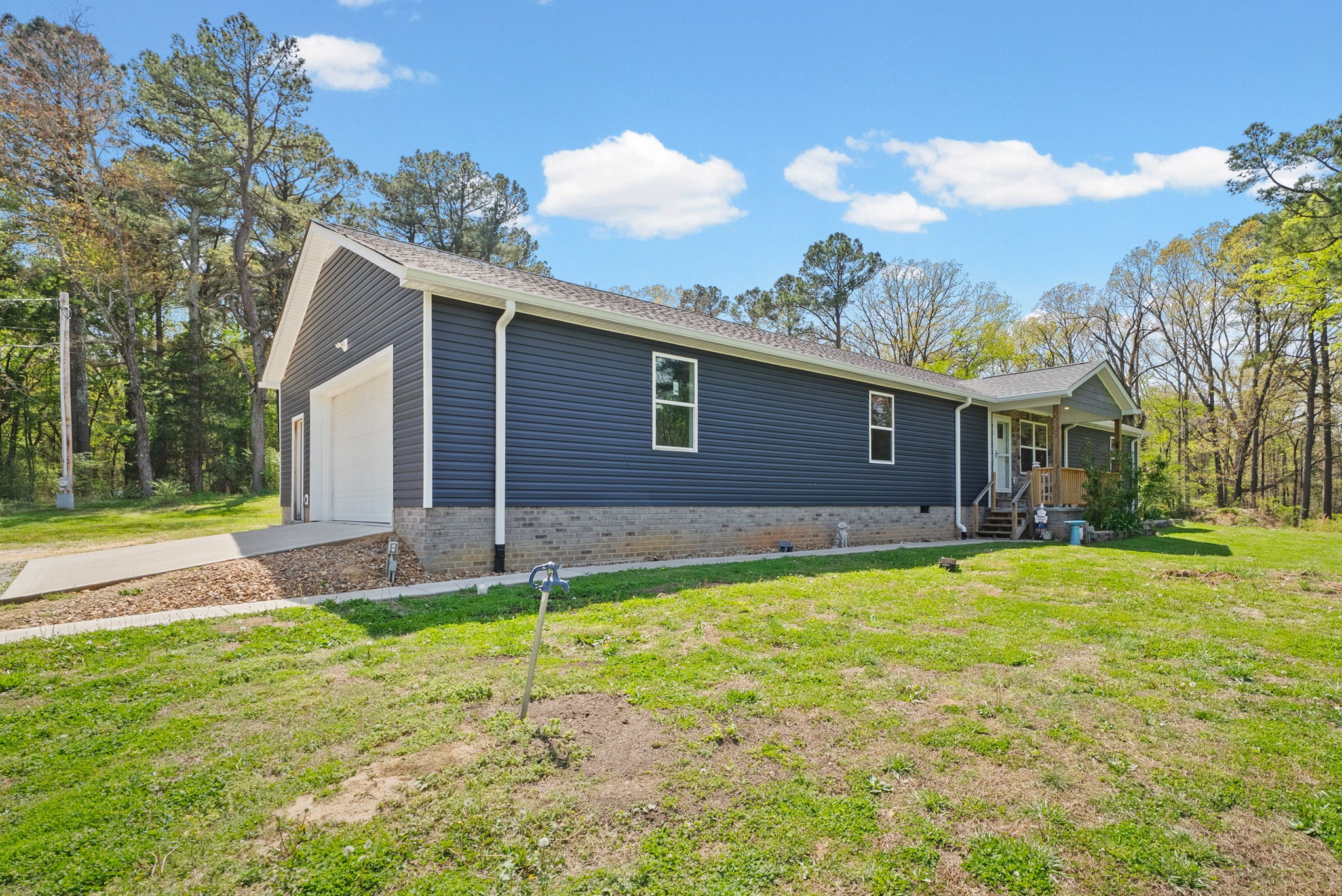 1549 Trace Creek Road McEwen, TN 37101 - Photo 5 of 44