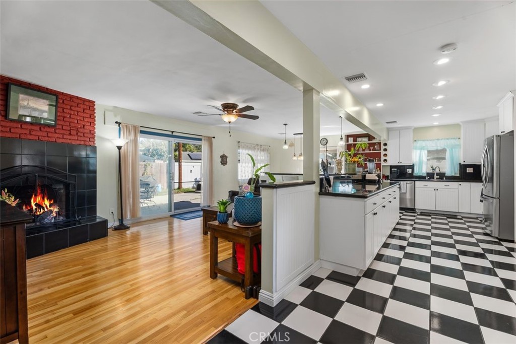 314 South Velva Place Anaheim, CA 92804 - Photo 20 of 41