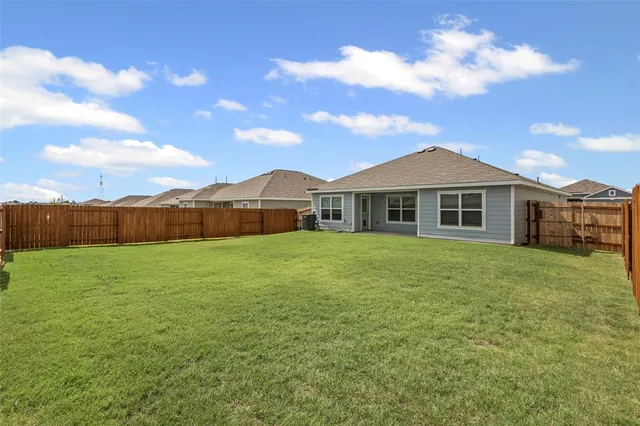 $2,448 | 9936 Voyager Lane, Fort Worth, TX 76131