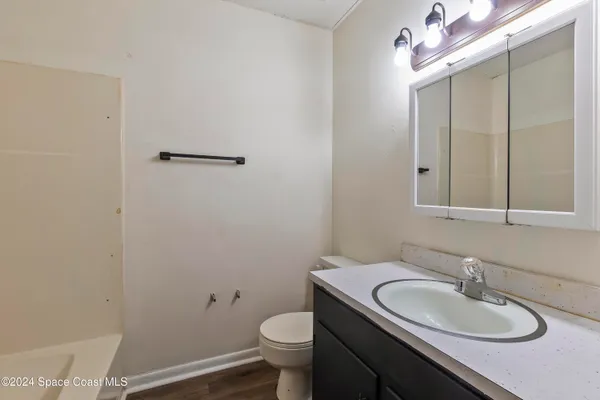 $1,250 | 4441 North Olive Branch Street, Unit 3, Marianna, FL 32446