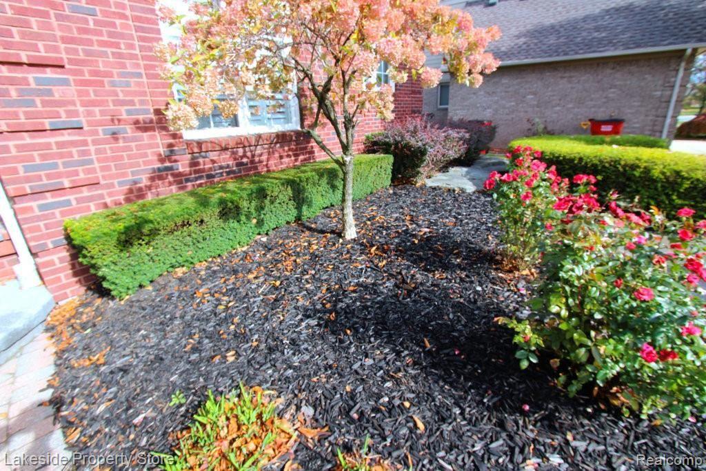 19913 Mapleton Drive Macomb, MI 48044 - Photo 27 of 40