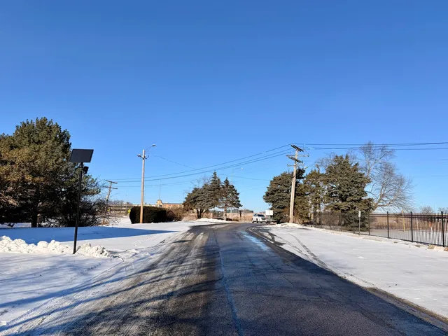 $1,295 | 1538 Crimson Lane, Unit 1A, Palatine, IL 60074