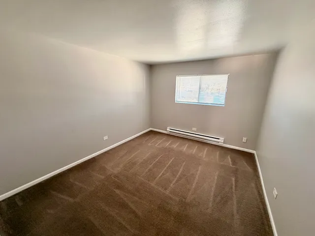 $1,295 | 1538 Crimson Lane, Unit 1A, Palatine, IL 60074