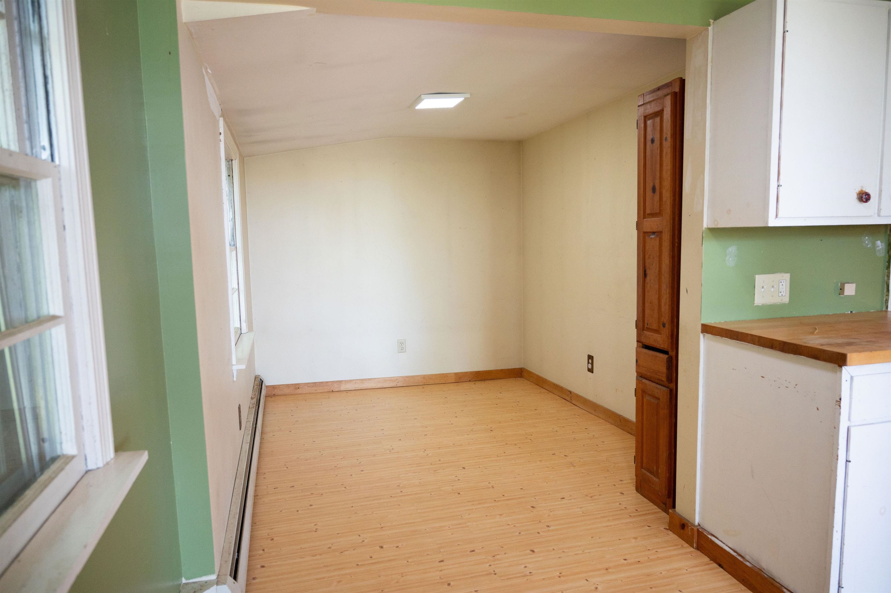 165 Dutton Farm Road Springfield, VT 05156 - Photo 8 of 23