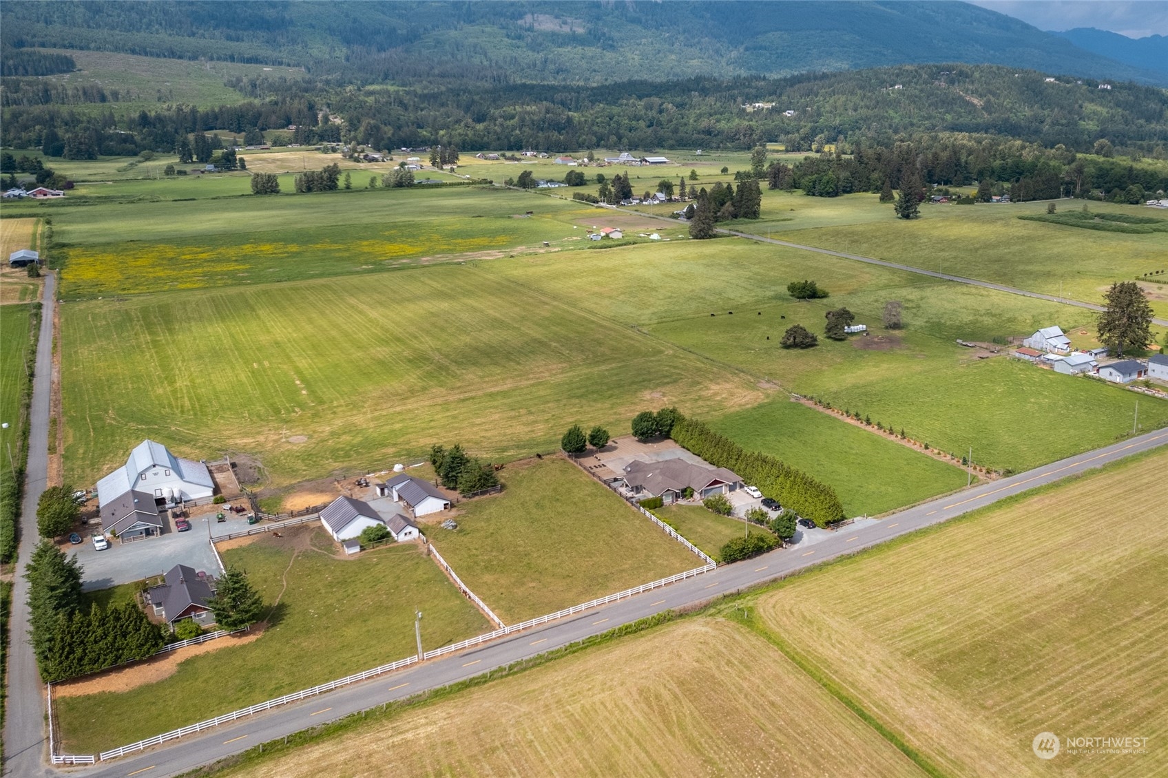 27847 Burmaster Road Sedro-Woolley, WA 98284 - Photo 2 of 14 Gallery Image 2