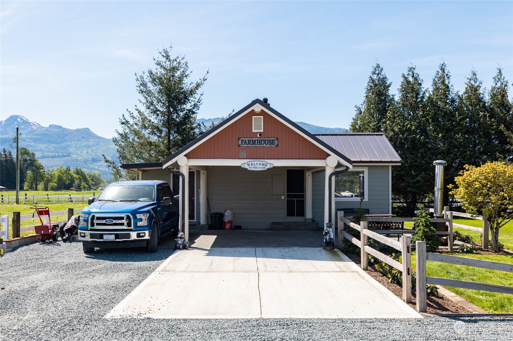 27847 Burmaster Road Sedro-Woolley, WA 98284 - Photo 8 of 14 Gallery Image 8