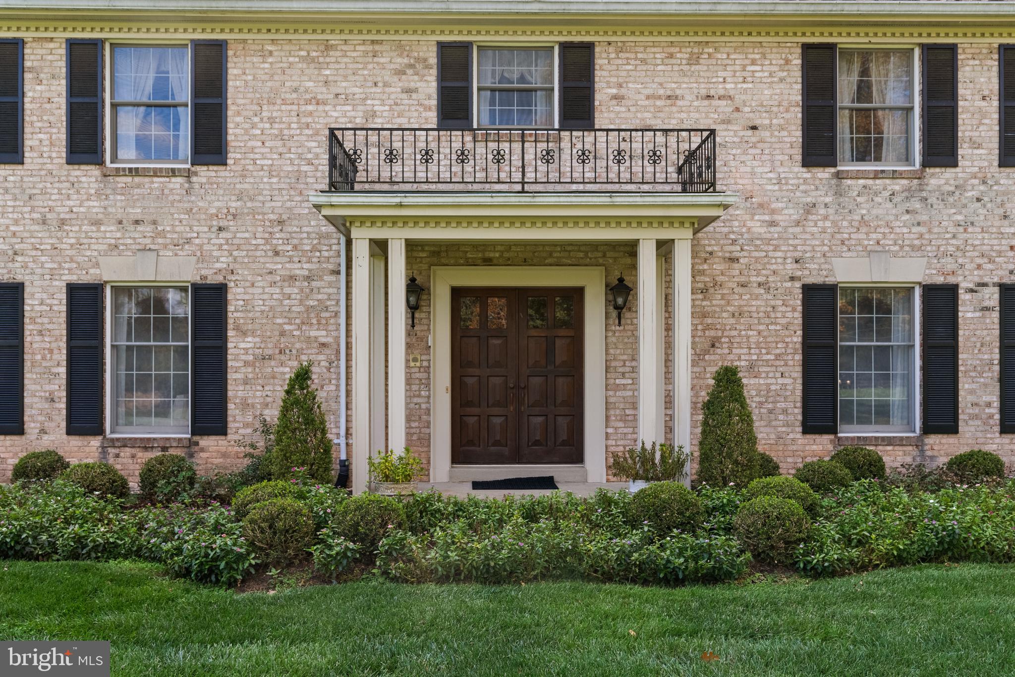 1207 Towlston Road McLean, VA 22102 - Photo 3 of 72