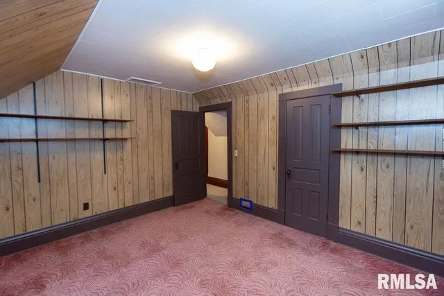 $125,000 | 305 North Green Street, Roanoke, IL 61561