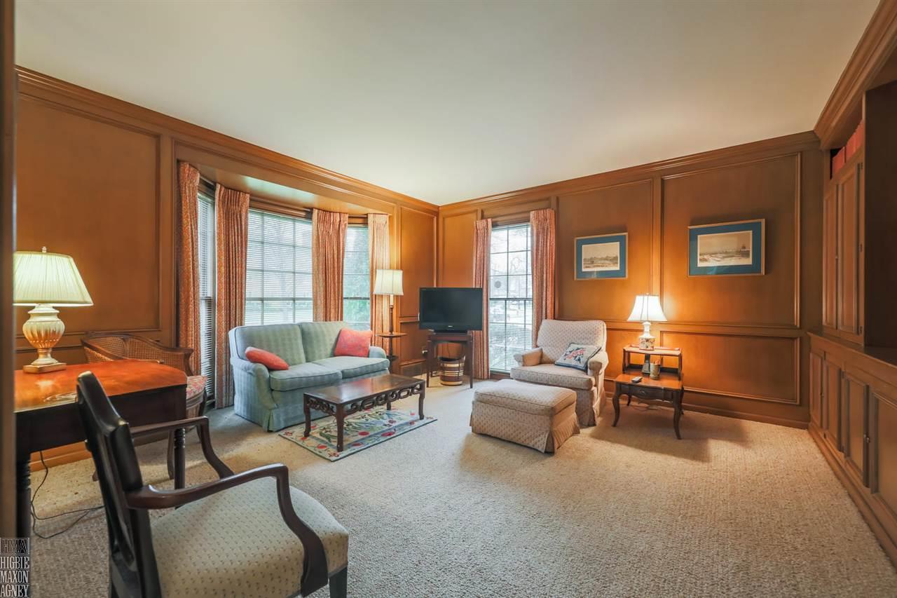 82 Cloverly Road Grosse Pointe Farms, MI 48236 - Photo 14 of 40
